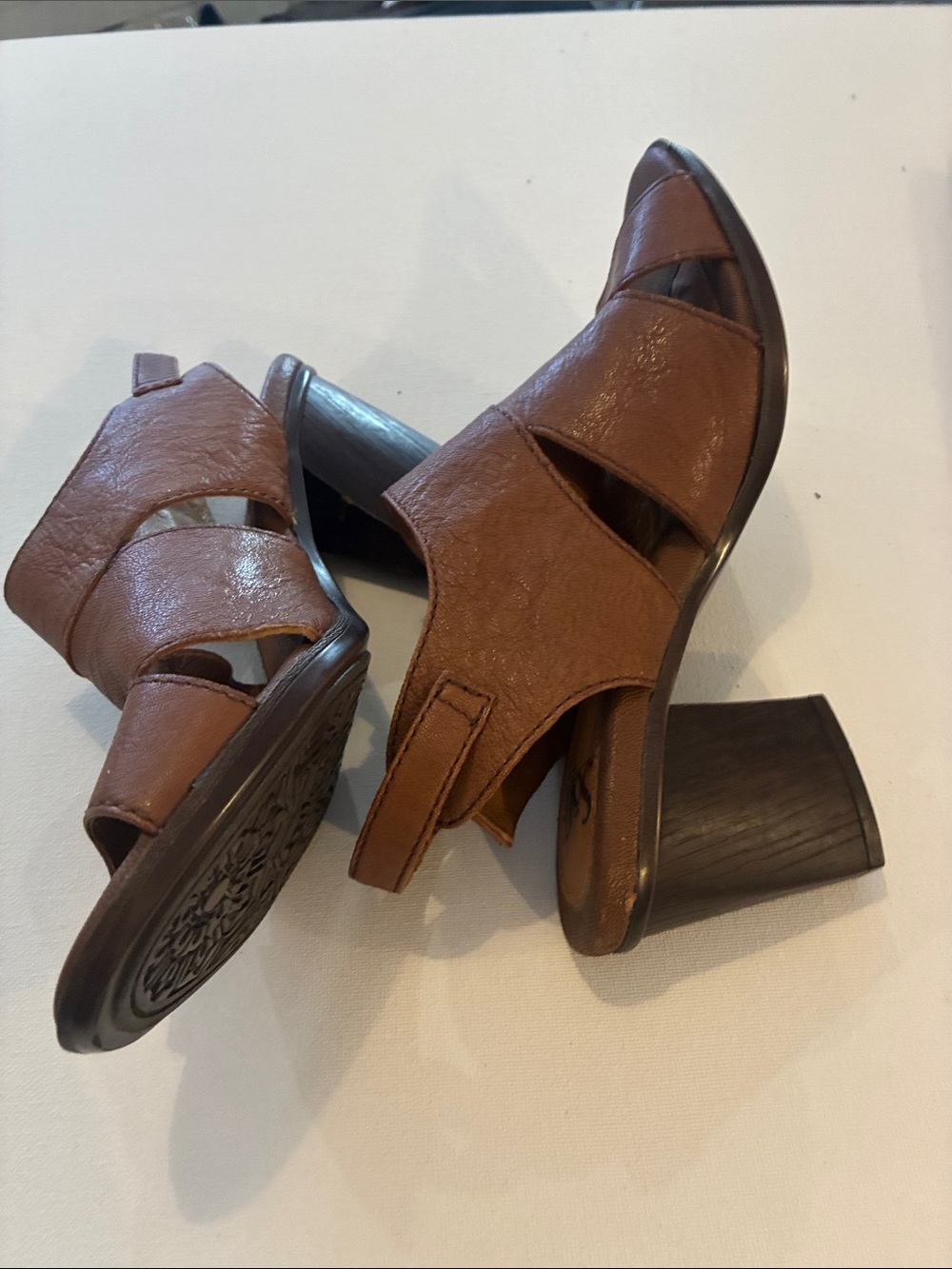 Sofft Brown Leather 3.5” heel Slingback Comfort Sandals Sz 7.5
